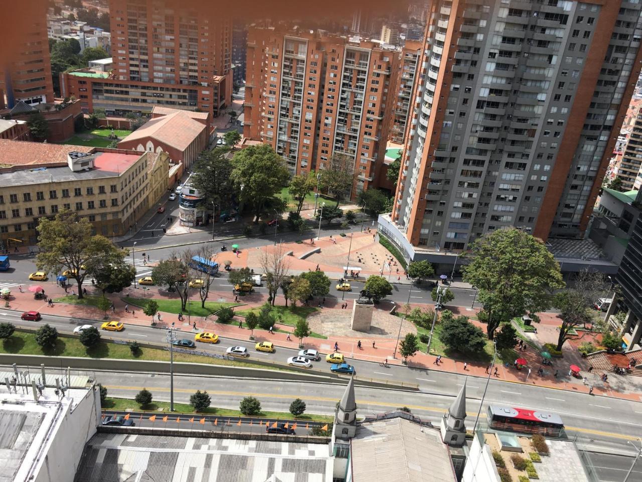 Enjoy In Bogota Hotel Bagian luar foto